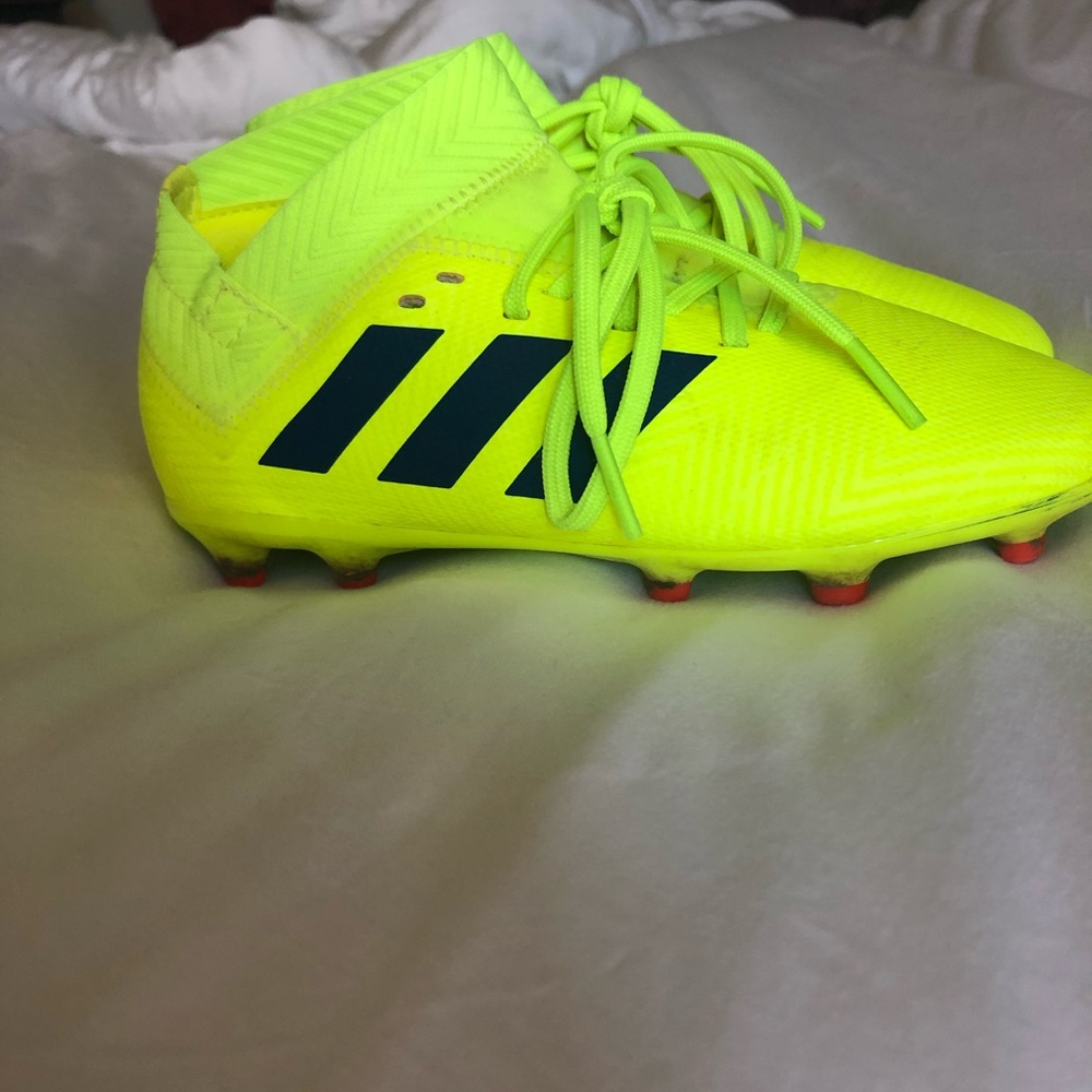 Adidas Nemeziz Cleats